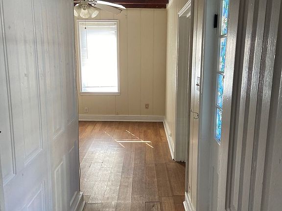 3rd image of 1035 Saint Peter St #700