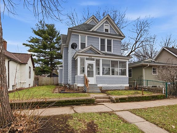 2nd image of 658 Edmund Ave