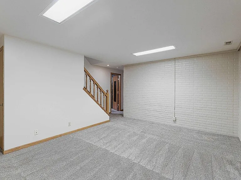 1101 Knox St — Photo 18