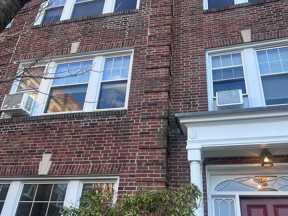 1st image of 26 Alton Ct #3