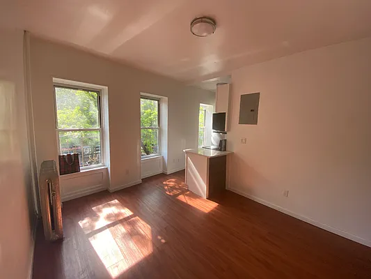 Rented by Douglas Elliman | media 6