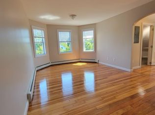 190 Park St #3, North Attleboro, MA 02760