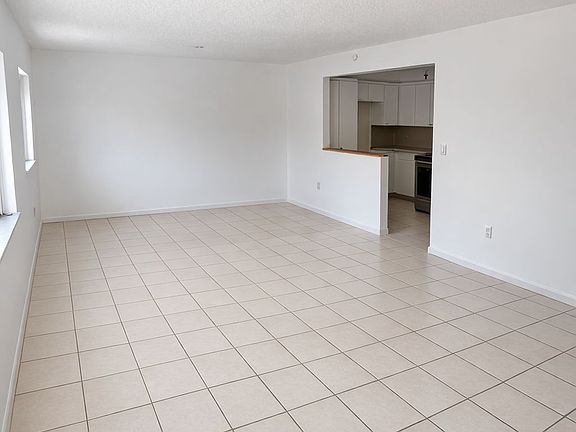 5th image of 17050 NW 55th Ave APT 1
