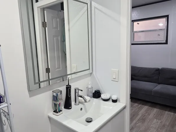 2900 SW 62nd Ave #1, Hollywood, FL 33023