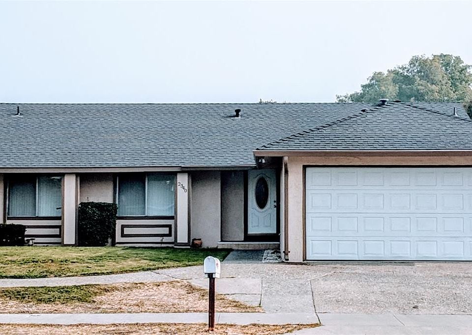 1st image of 2340 Lincoln Blvd