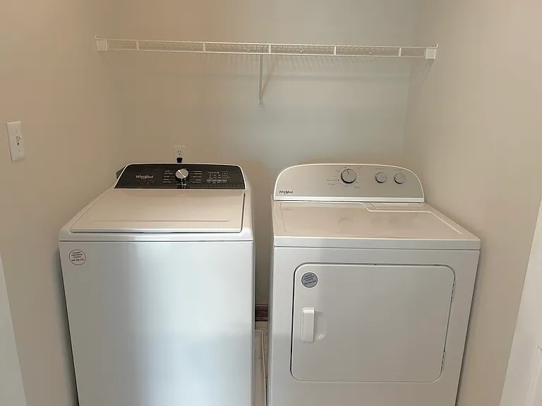 811 Burr Oaks Dr #1305 — Photo 17