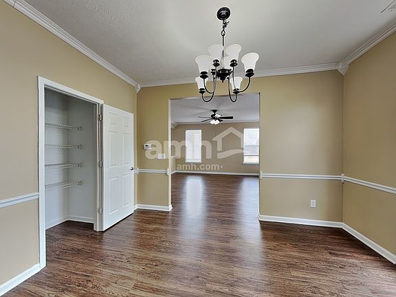 4th image of 15554 Landsbrook Run E