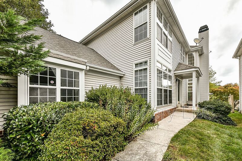 1st image of 9804 Bolton Village Ct