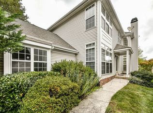 9804 Bolton Village Ct, Fairfax, VA 22032