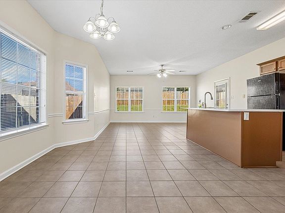 2nd image of 10204 Sutton Ridge Ln