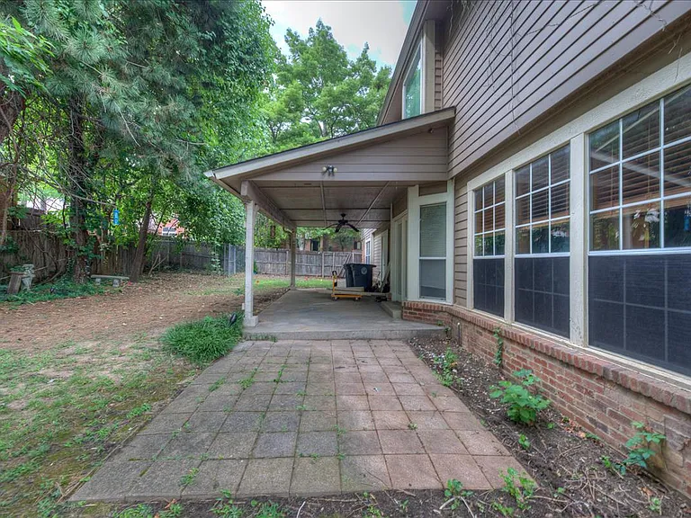 8632 S Braden Ave — Photo 30
