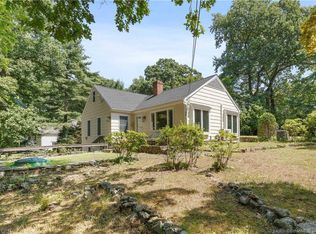 8 Ledge Rd, Norwalk, CT 06853