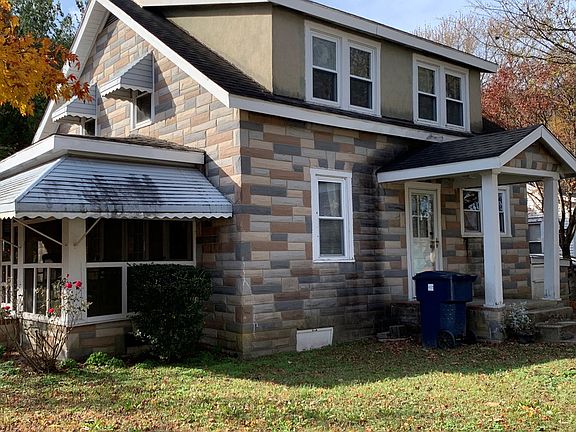 2nd image of 9541 Rogers Dr