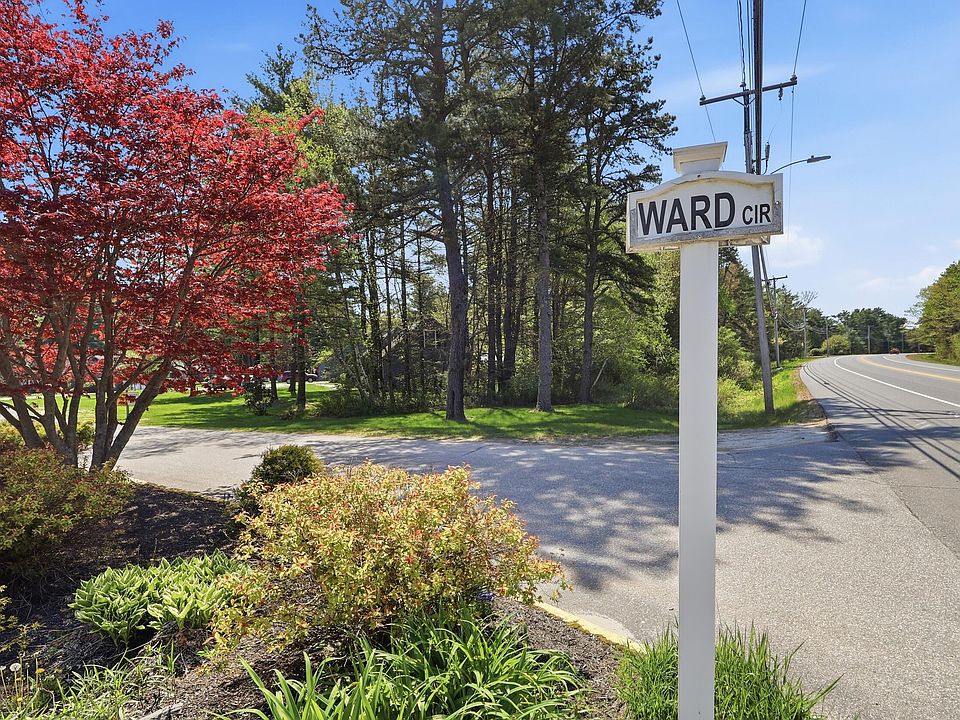 1st image of 70 Ward Circle #70