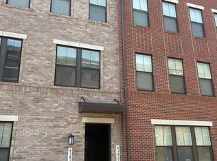 43429 Stonewood Crossing Ter, Ashburn, VA 20148