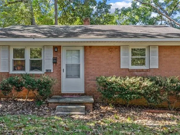 1101 Wayside St, High Point, NC 27260