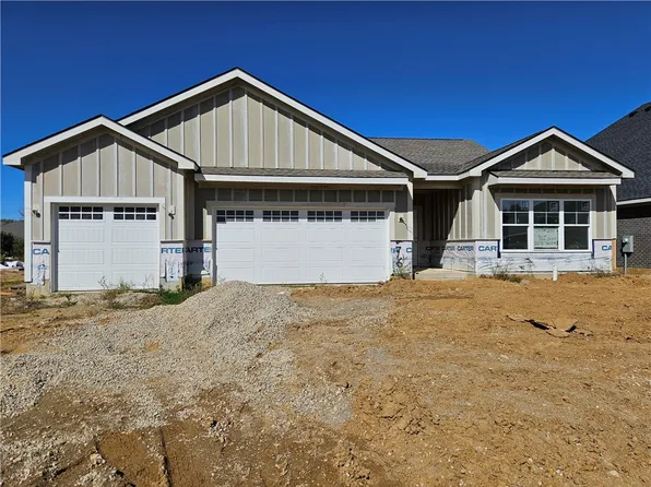 2276 Tandem Dr, Xenia, OH 45385