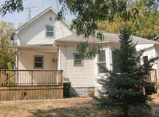 301 E 5th St, Hedrick, IA 52563