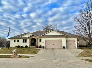 2606 Frances Ave, Red Wing, MN 55066