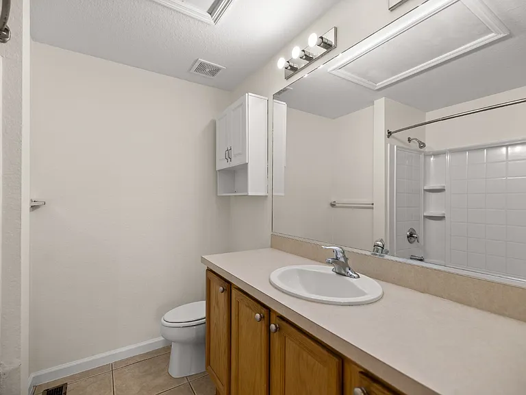 4428 SW 49th Ave — Photo 12