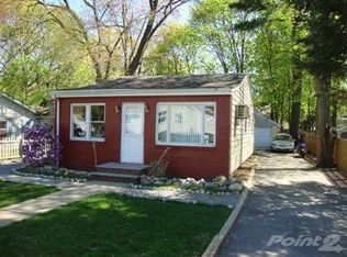 33 South Rd, Wayne Township, NJ 07470