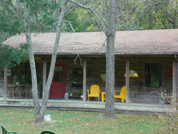 3rd image of 897 Rainbow Valley Dr
