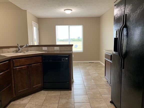 5th image of 2606 W Timber Lake Dr