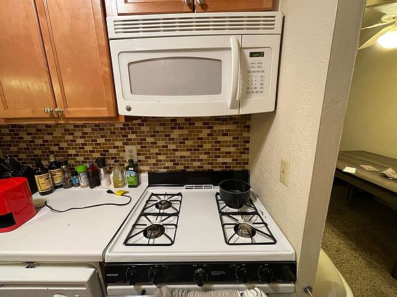 5th image of 3445 N Oakland Ave APT 201