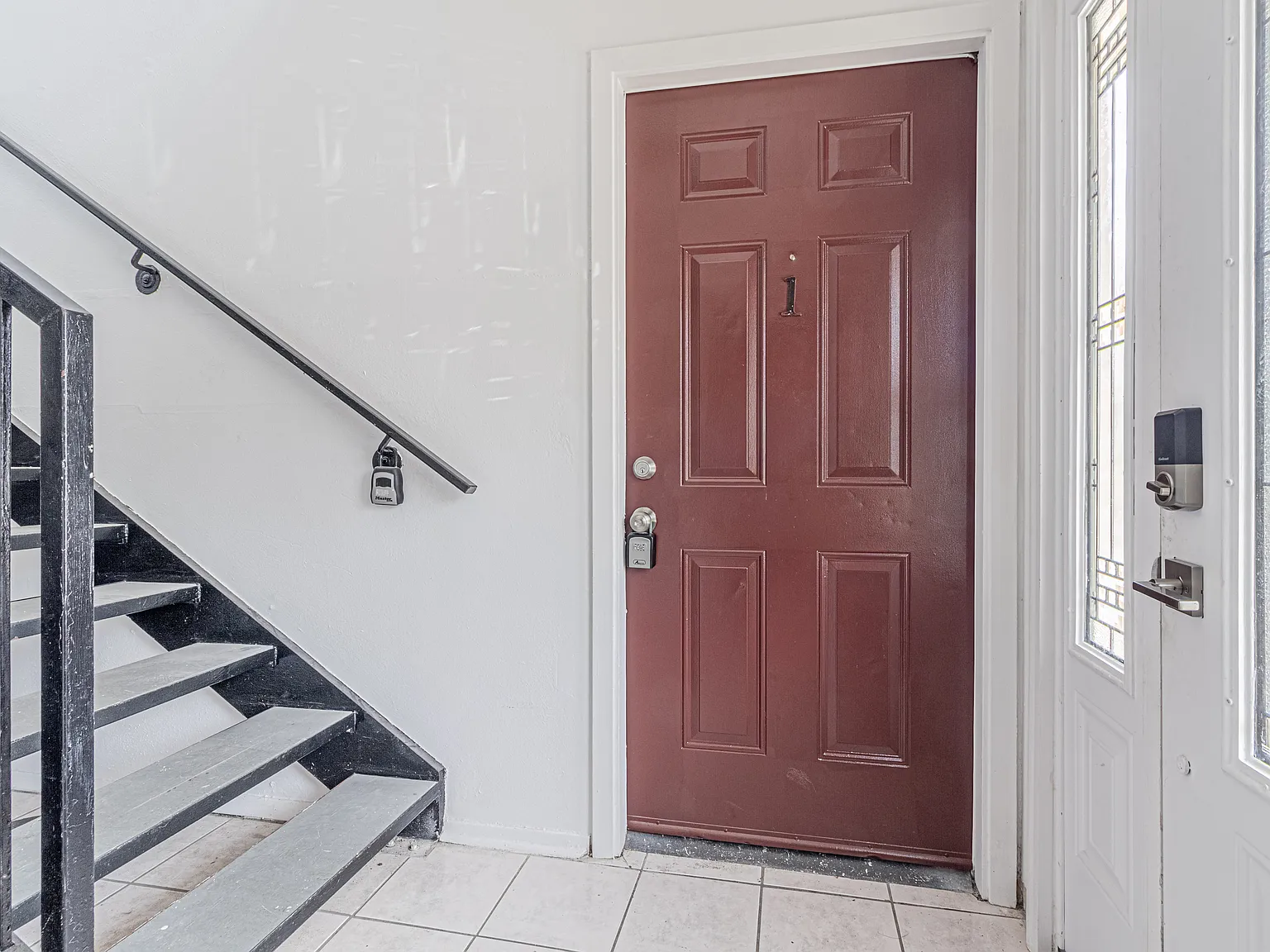 2 bed, 1000 sqft, $1,200 — Photo 3