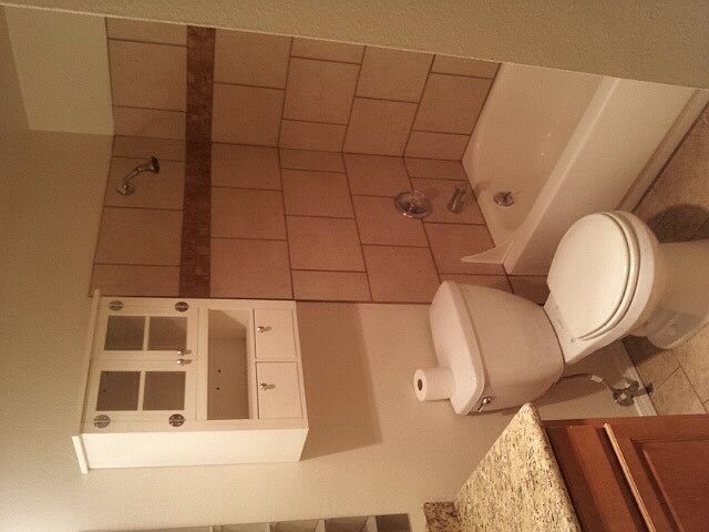 1st image of 4601 Grandview Dr W Unit 102