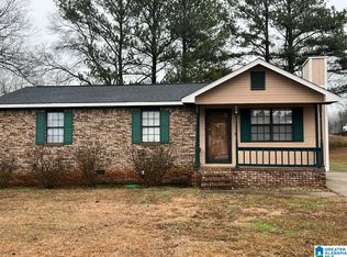373 Sleepy Hollow Cir, Oxford, AL 36203