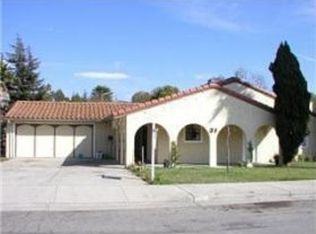 31 Magnolia Dr, Watsonville, CA 95076