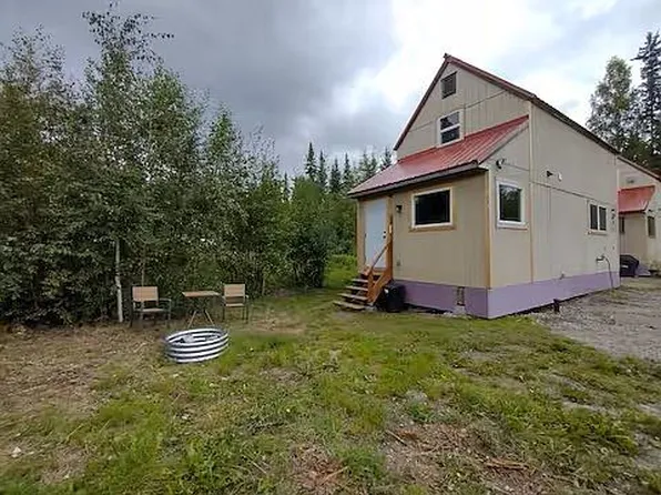 543 Carl Crosman Way, North Pole, AK 99705