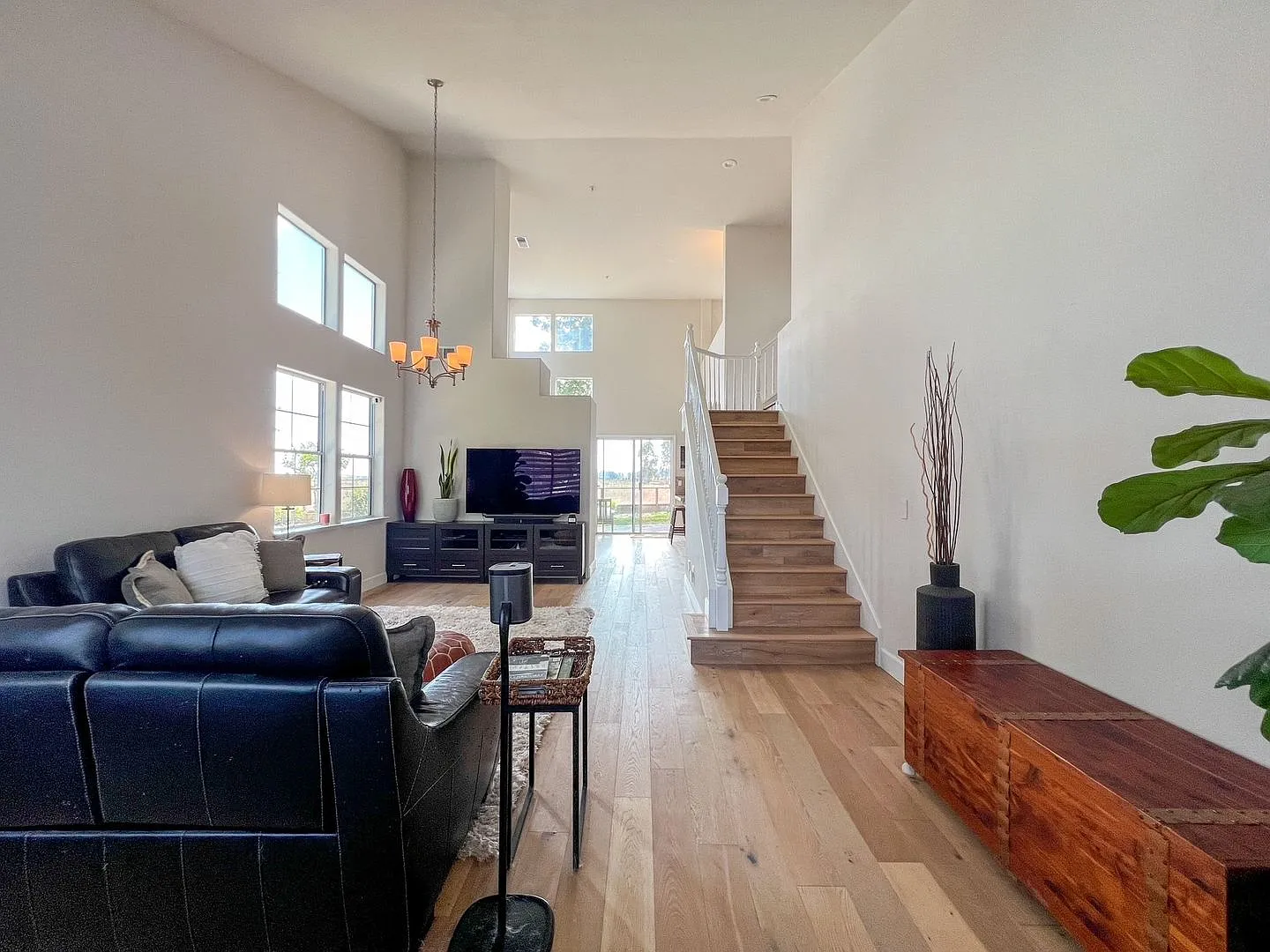 Luxury Rental in Napa's Exclusive Gated Yacht Club Community — Photo 4