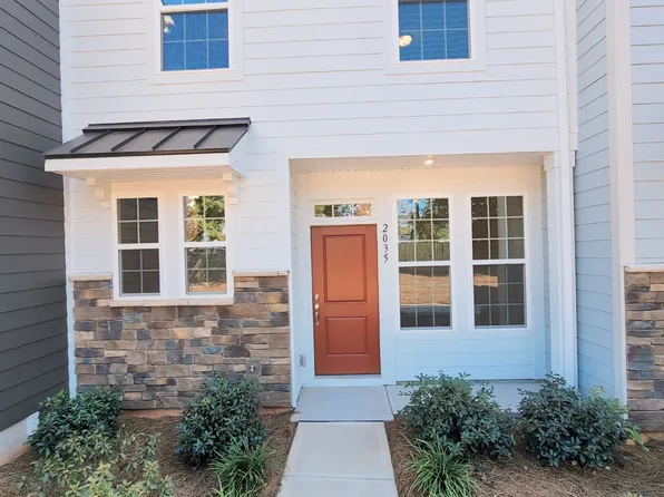 2035 Near Point Rd, Charlotte, NC 28208