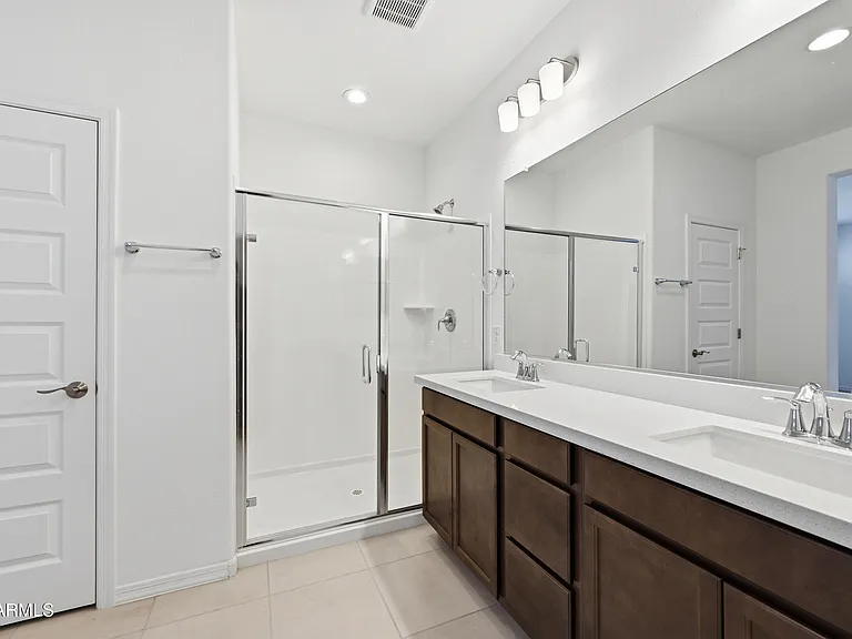 3810 N 101st Dr — Photo 17