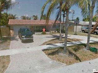 131 SE 10th Ct, Deerfield Beach, FL 33441