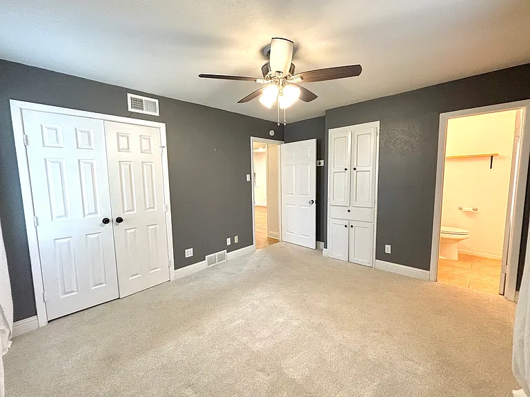 527 Melrose Dr — Photo 11