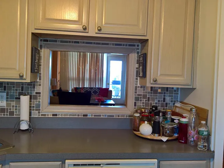 91 Strawberry Hill Ave #924 — Photo 8