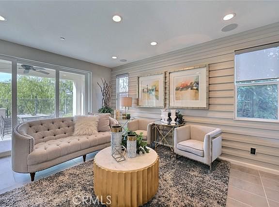 5th image of 24415 Poinsettia Dr