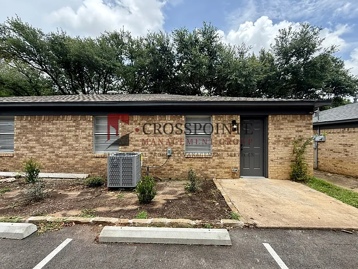 715 S Porter Ave — Photo 14