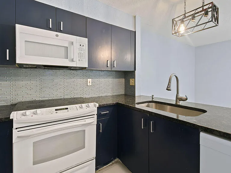 952 Summit Lake Dr — Photo 12