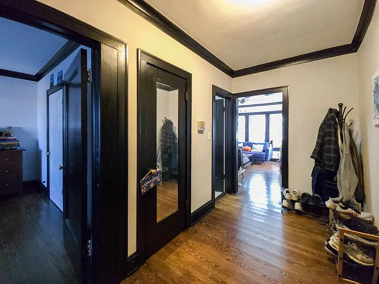 5073 N Wolcott Ave — Photo 30