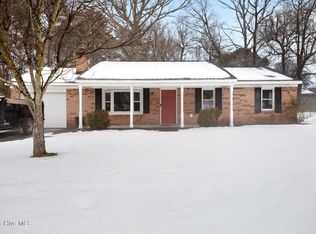 220 White Oak Court, Jacksonville, NC 28546