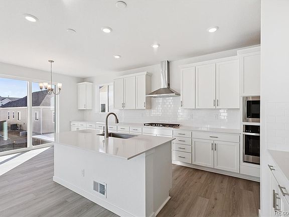 7th image of this home