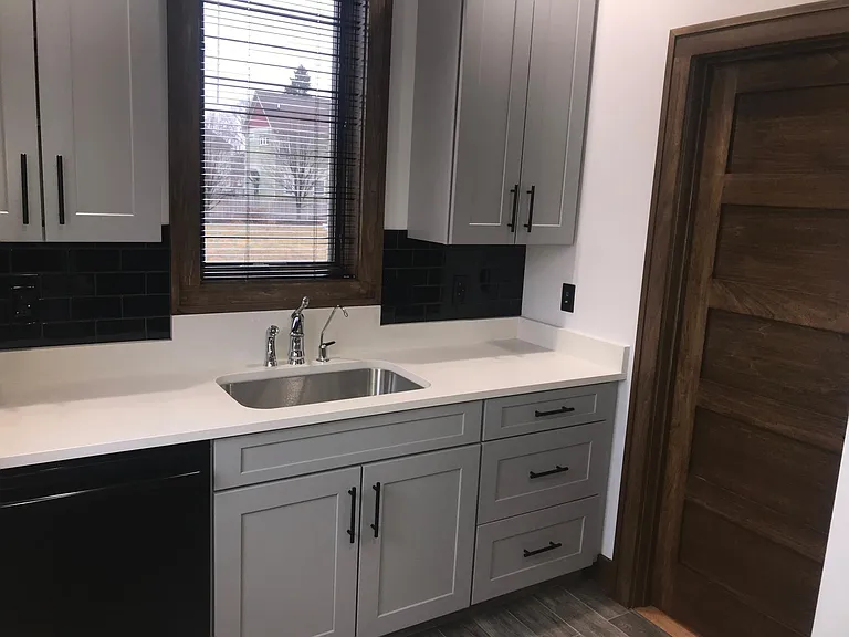 kitchen to bedroom