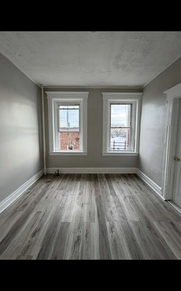 1 bed, $1,600 — Photo 2