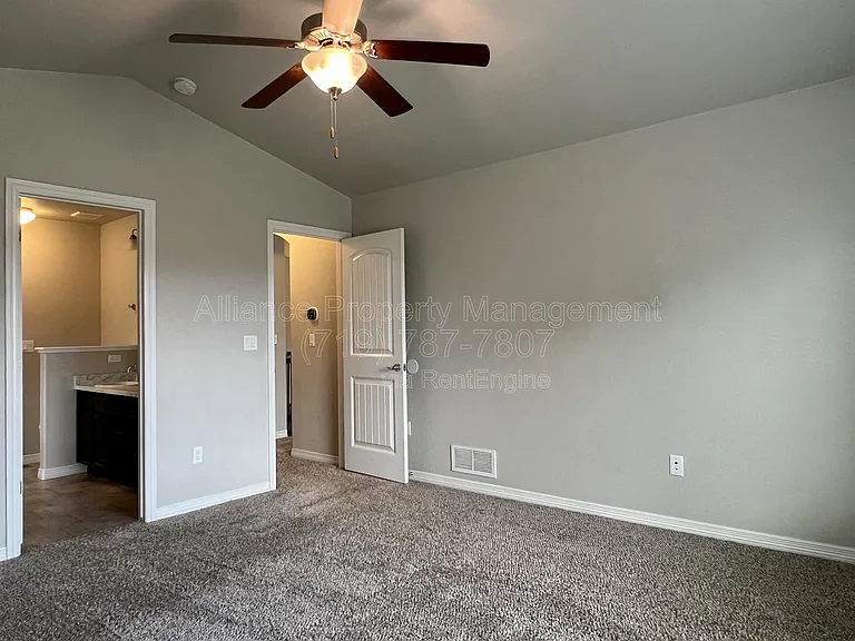 10020 Seawolf Dr — Photo 15
