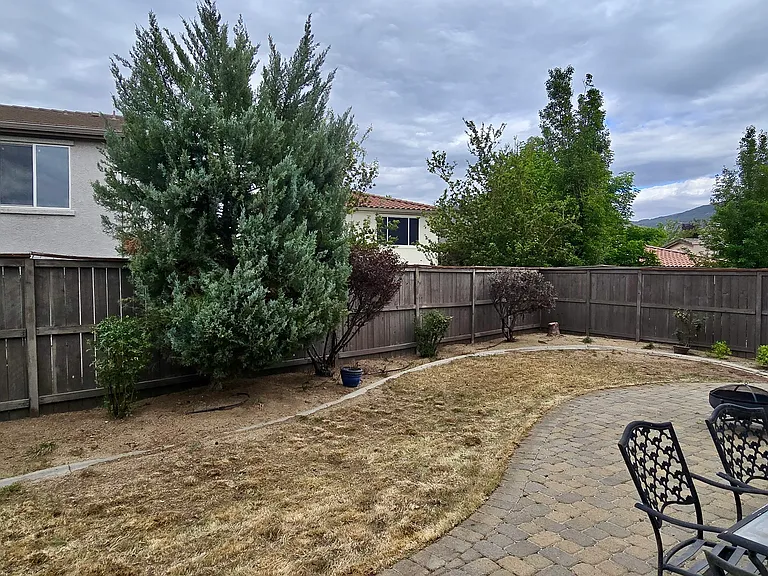 445 Dartmoor Ct — Photo 26