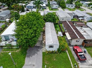 11908 Cove Pl, Boca Raton, FL 33428